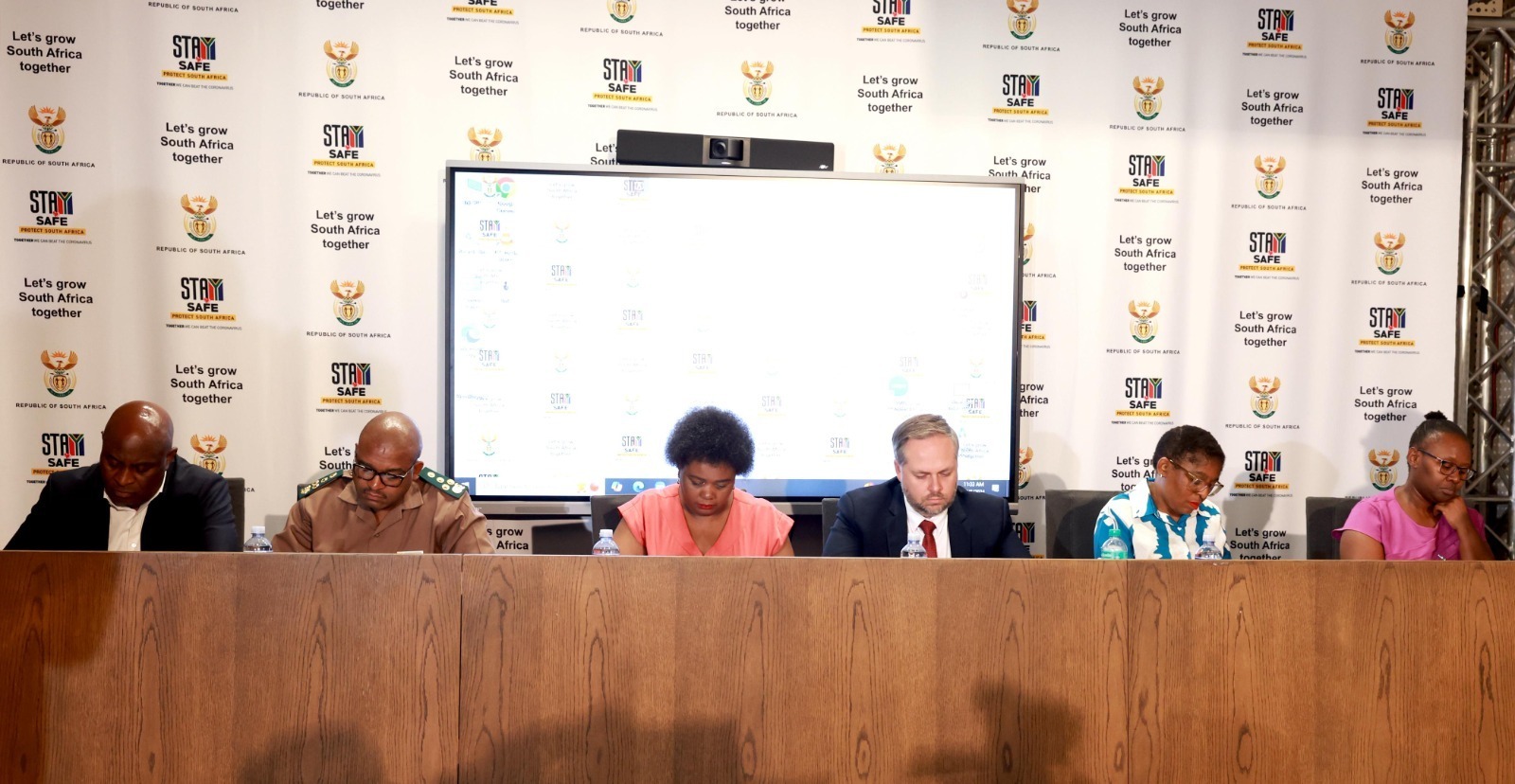 South African government has deported Janusz Jakub Walus, the convicted murderer of anti-apartheid leader Chris Hani, to Poland