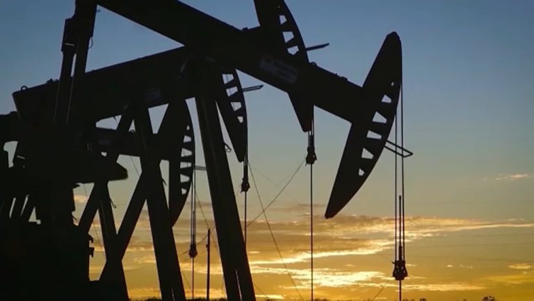 Alberta makes headway in oil well cleanup, reclaiming 5% of Idle sites.