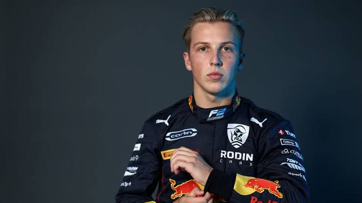 WhatsApp Image 2024-12-19 at 18.35.30_a018f194