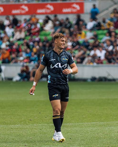 WhatsApp Image 2024-12-19 at 21.25.18_43d0fc3d