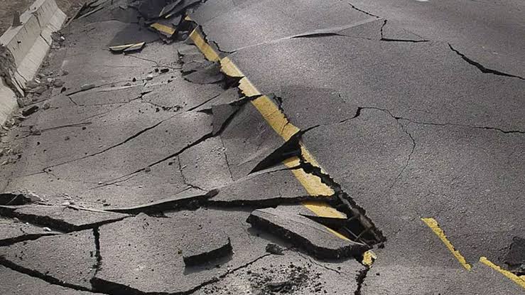 Eart ground tremor