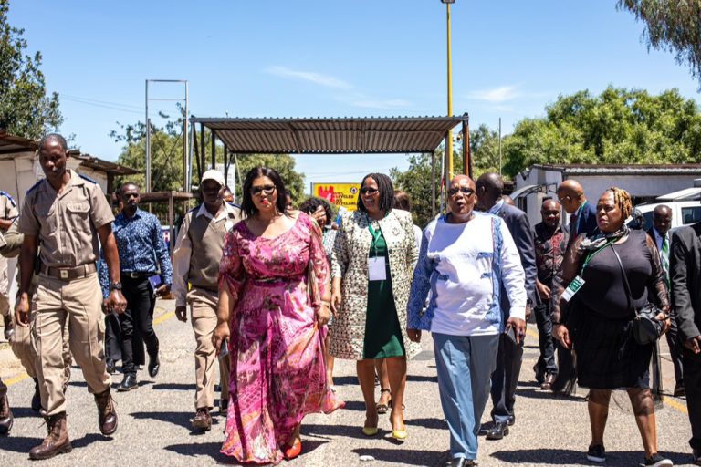 The Minister of the Department of Health, Dr Aaron Motsoaledi together with Deputy Minister, Dr Joe Phaahla and MEC Nkomo Nomantu conducting a walk-about at Lillian Ngoyi Community Health Centre in Soweto ahead of the launch of the #CloseTheGap campaign Image credits Gauteng Health Department