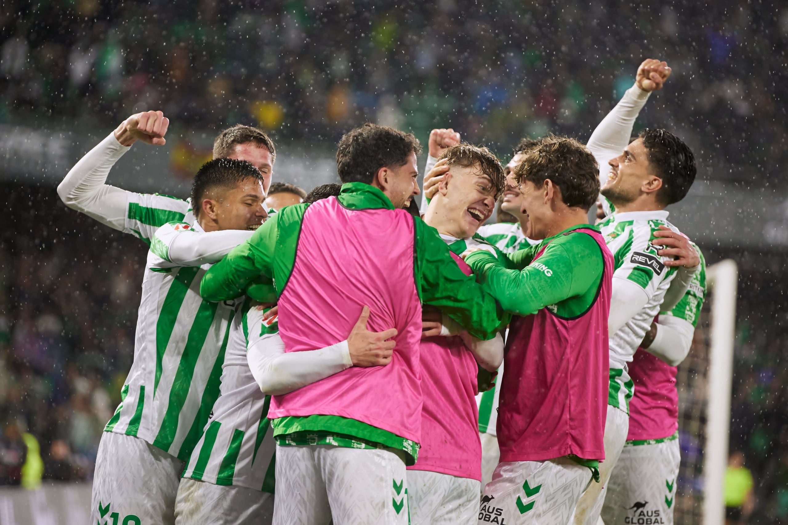 Betis celebrate their 2-1 win from title defenders, Real Madrid. Image: Real Betis shares via X
