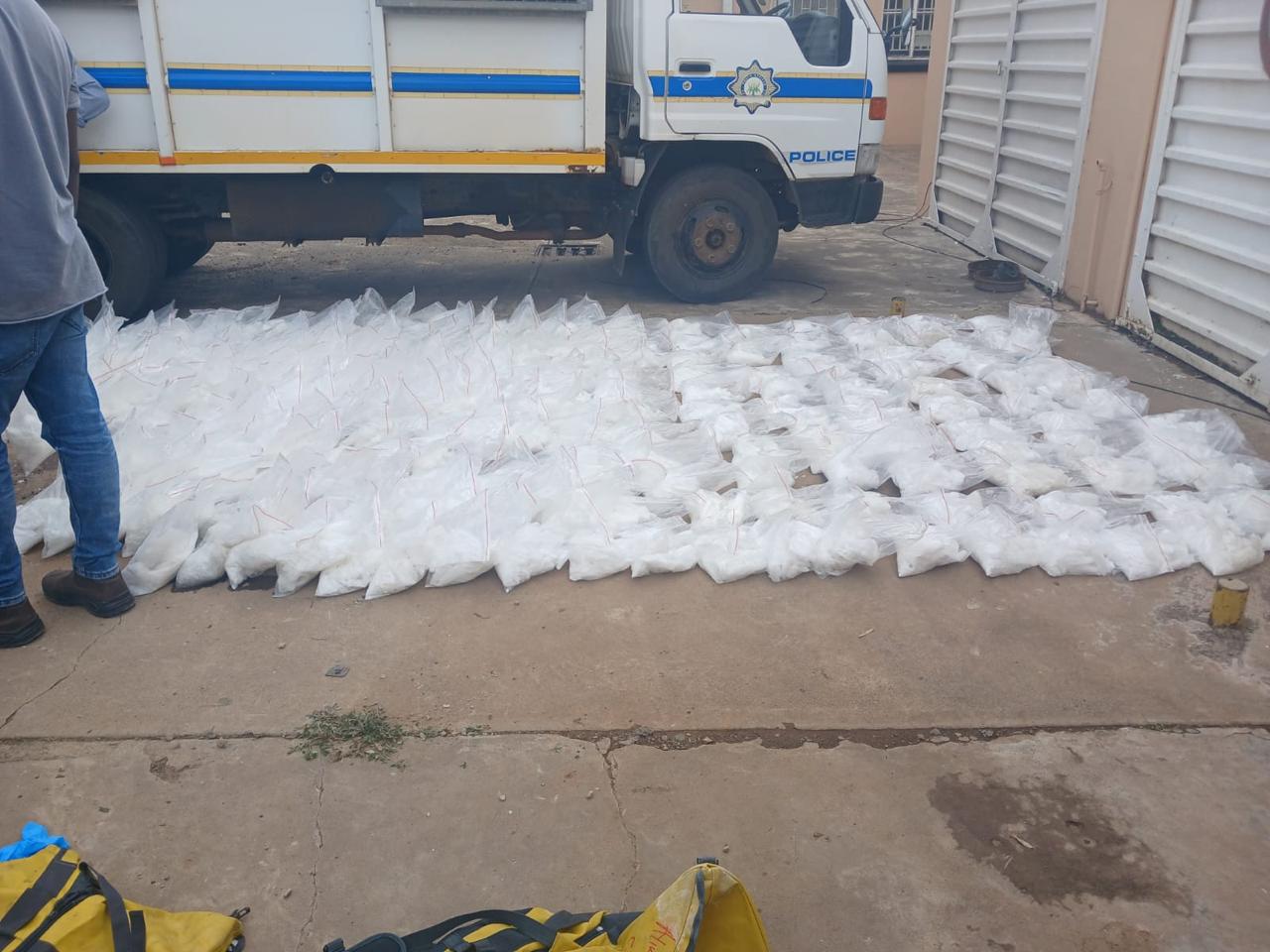 R50 million worth of crystal metre discovered by police in the Eastern Cape on Tuesday. Image credit: SAPS