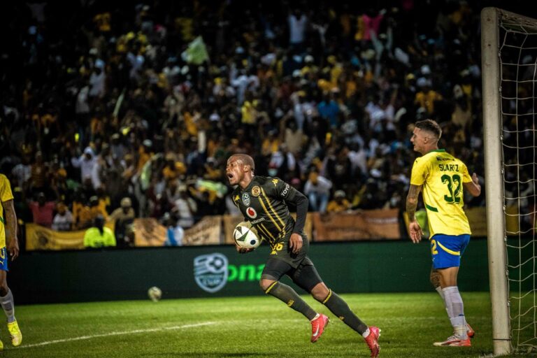 Wandile Duba holding the ball back to play after scoring. Image: Kaizer Chiefs shared via X