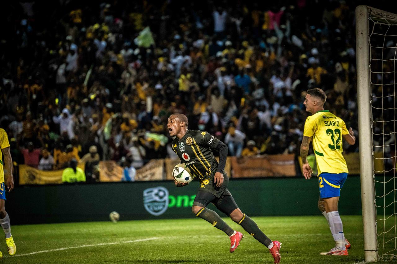 Wandile Duba holding the ball back to play after scoring. Image: Kaizer Chiefs shared via X