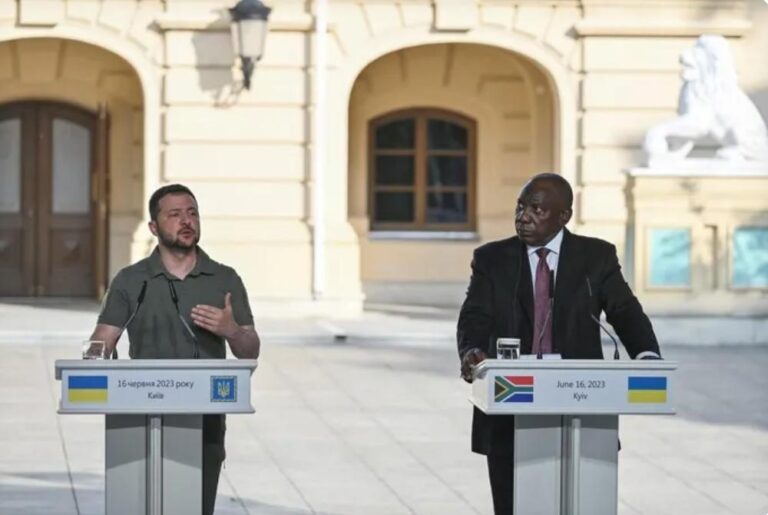 President Cyril Ramaphosa is set to host Ukrainian President Volodymyr Zelenskyy in Pretoria for bilateral talks. Image: AFP.