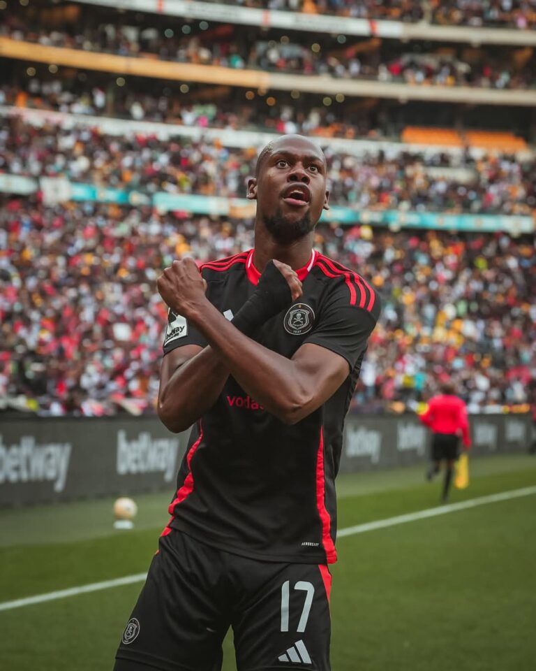 Orlando Pirates dented Kaizer Chiefs' early top-8 aspirations in a fiercely contested Soweto derby, setting the stage for a thrilling Nedbank Cup final showdown. Image credit: Orlando Pirates