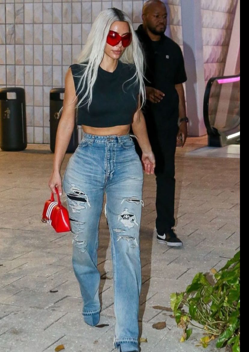 Kim Kardashian to testify against 'grandpa robbers' in Paris trial over $9M jewelry heist.