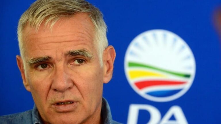 DA MP and Spokesperson in Defence and Military Veterans Chris Hattingh suggests Minister Motshekga to be summoned for "bunking" Parliament. Source image: Boxer Ngwenya