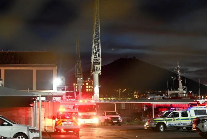 Authorities investigate the tragic drowning of a Polish couple at Table Bay Harbour, as questions arise around the circumstances leading to the incident. Image: Ayanda Ndamane/ Independent Newspapers.