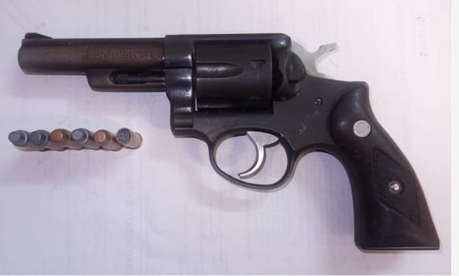 Anti-Gang Unit Recovers Firearms and Ammunition During Crime Prevention Operations in Hout Bay on 16 June 2025 Image: SAPS