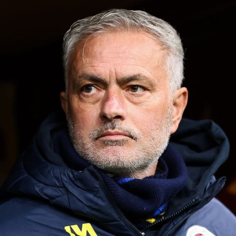 Despite refusing to address the problem directly through club spokespeople, José Mourinho is reportedly extremely worried about the texts and how they may affect athletic integrity. Turkey's Professional Football Disciplinary Committee resigned amid leaked Whatsapp messages plotting on Jose Mourhino. Image: Goals Side shared via X