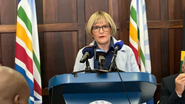 Helen Zille may step in to rescue Johannesburg. As the DA eyes 2026, her possible mayoral bid signals a bold move to fix a broken city. Source image: Business Tech
