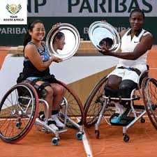 Kgothatso Montjane and Yui Kamiji lift their second consecutive Roland Garros doubles title after a thrilling comeback win. Image: Daniel Kopatsch / ITF.