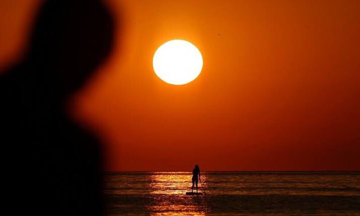 Record-breaking heatwave grips Europe, causing havoc. Image: Dawn.
