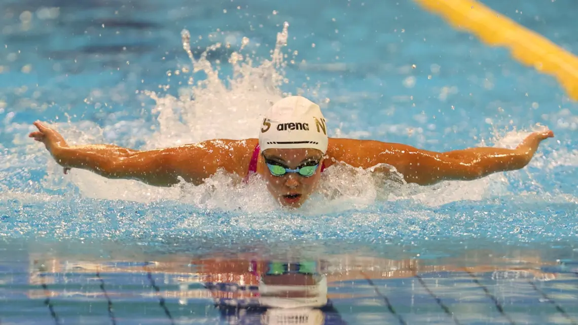 Rebecca Meder and Erin Gallagher both reached their semi-finals on day one of the World Aquatics Championships in Singapore. Image: World Aquatic.