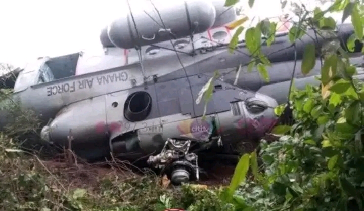 Wreckage of the military helicopter that crashed in Ghana's Ashanti Region, killing eight, including two government ministers. Image: Qwofi Yeesu.