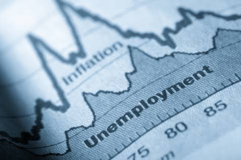Unemploymeny rate in South Africa rises above 33%.