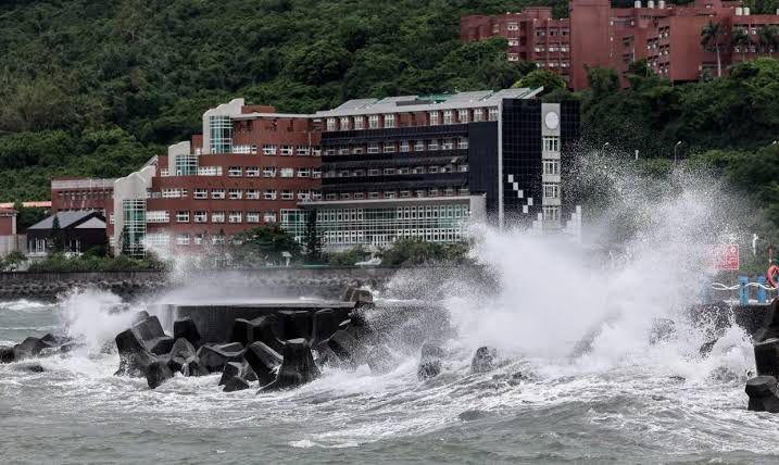 Taiwan prepares for a Typhoon Podul