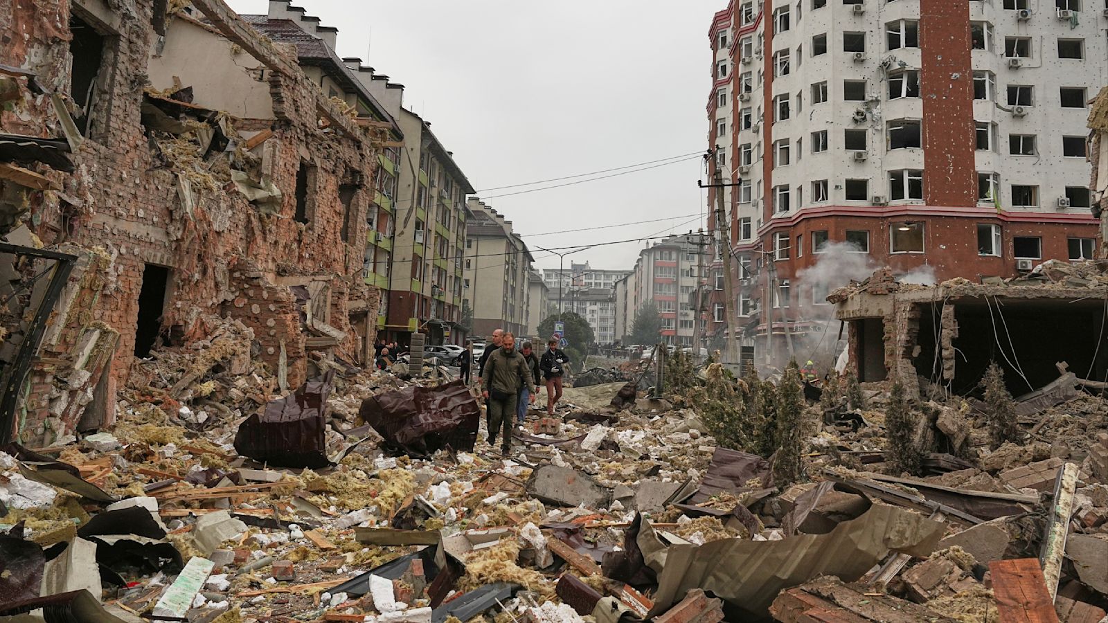 Ukraine, Kyiv residential buildings destroyed after Russian drone and missile attacks