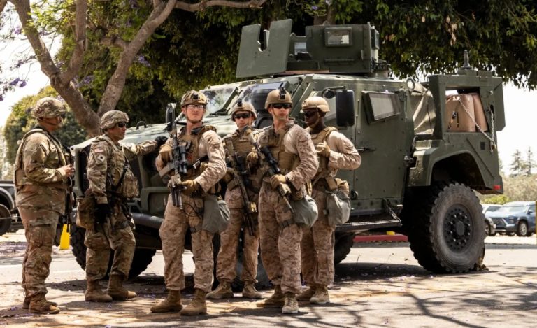 WAshington D.C.: California National Guard and U.S. Marines deployed by Trump