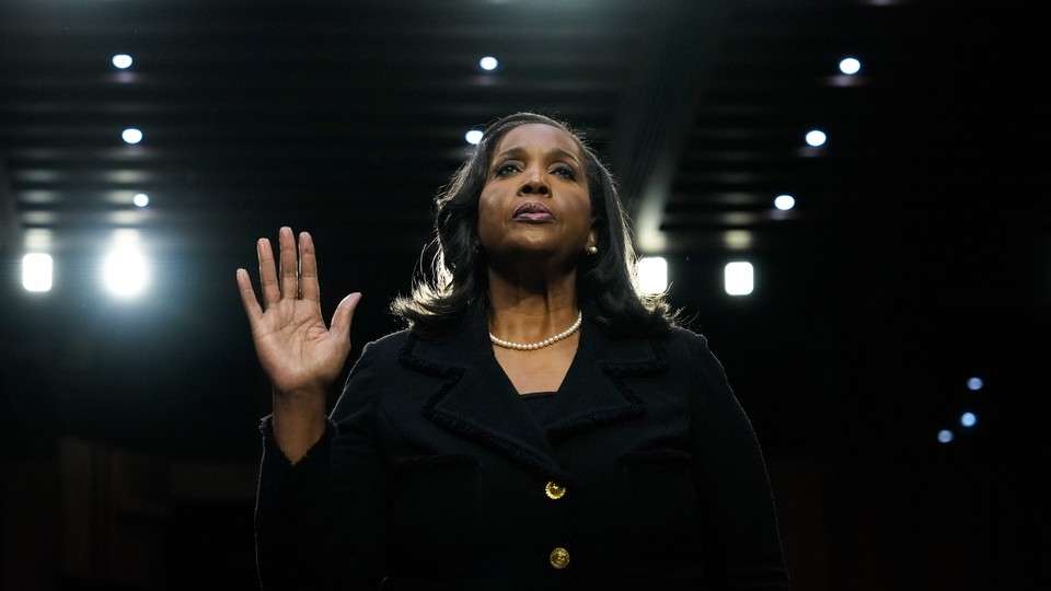 Donald Trump takes Lisa Cook fight to the U.S. Supreme court