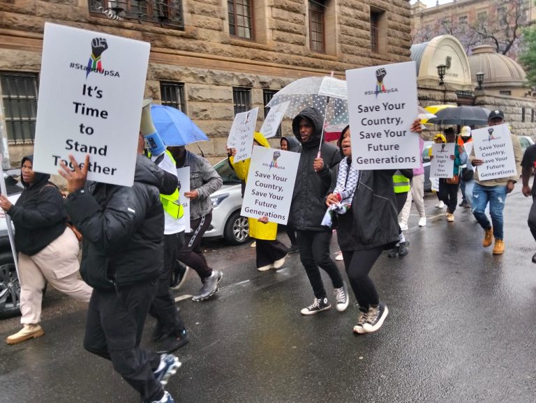 Ramaphosa urged to resign