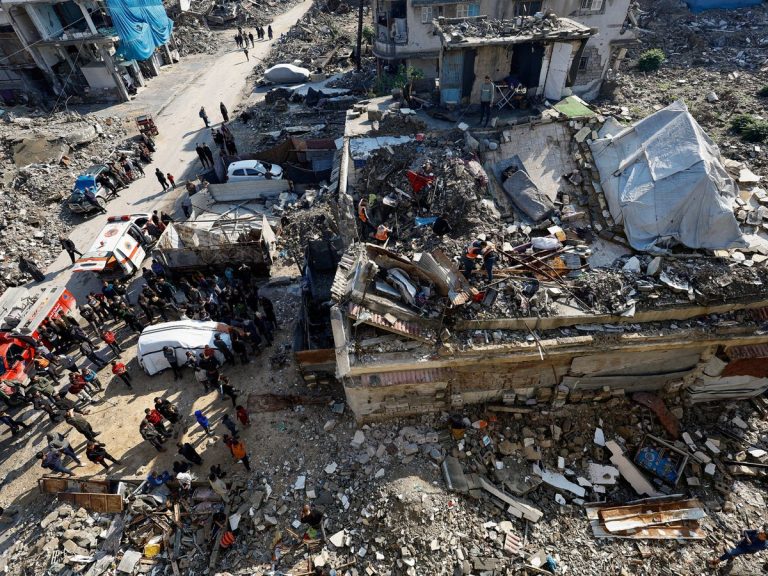 Israeli Forces Establish Checkpoints in Quneitra, Syria