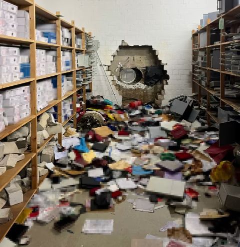Gelsenkirchen Bank Heist: Thieves Drill into Vault