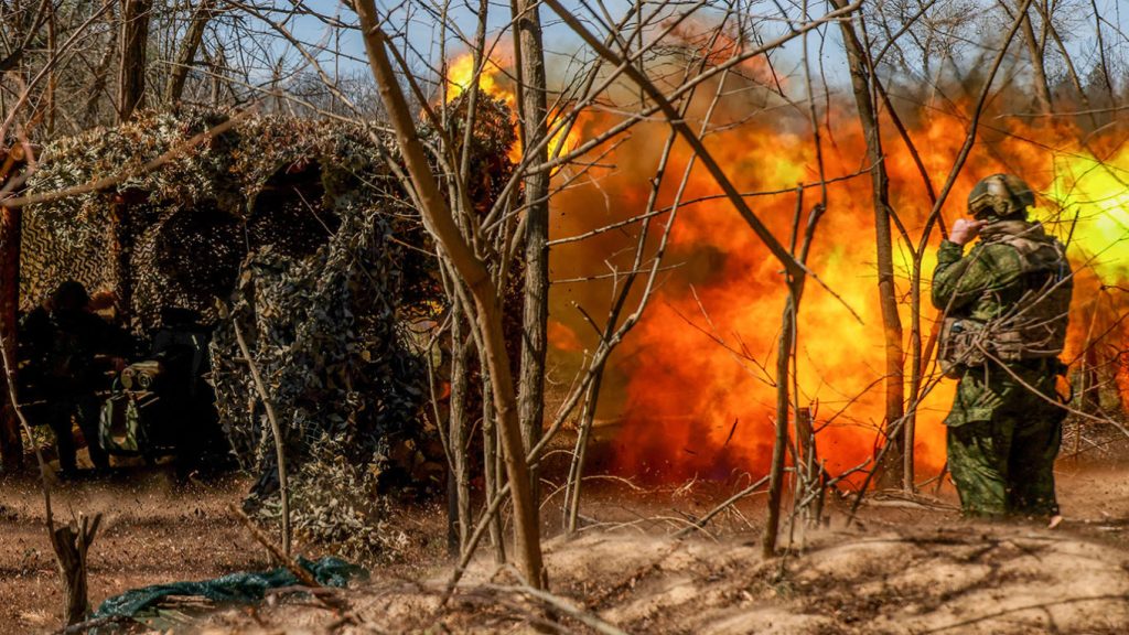 Russian troops advancing in eastern Ukraine